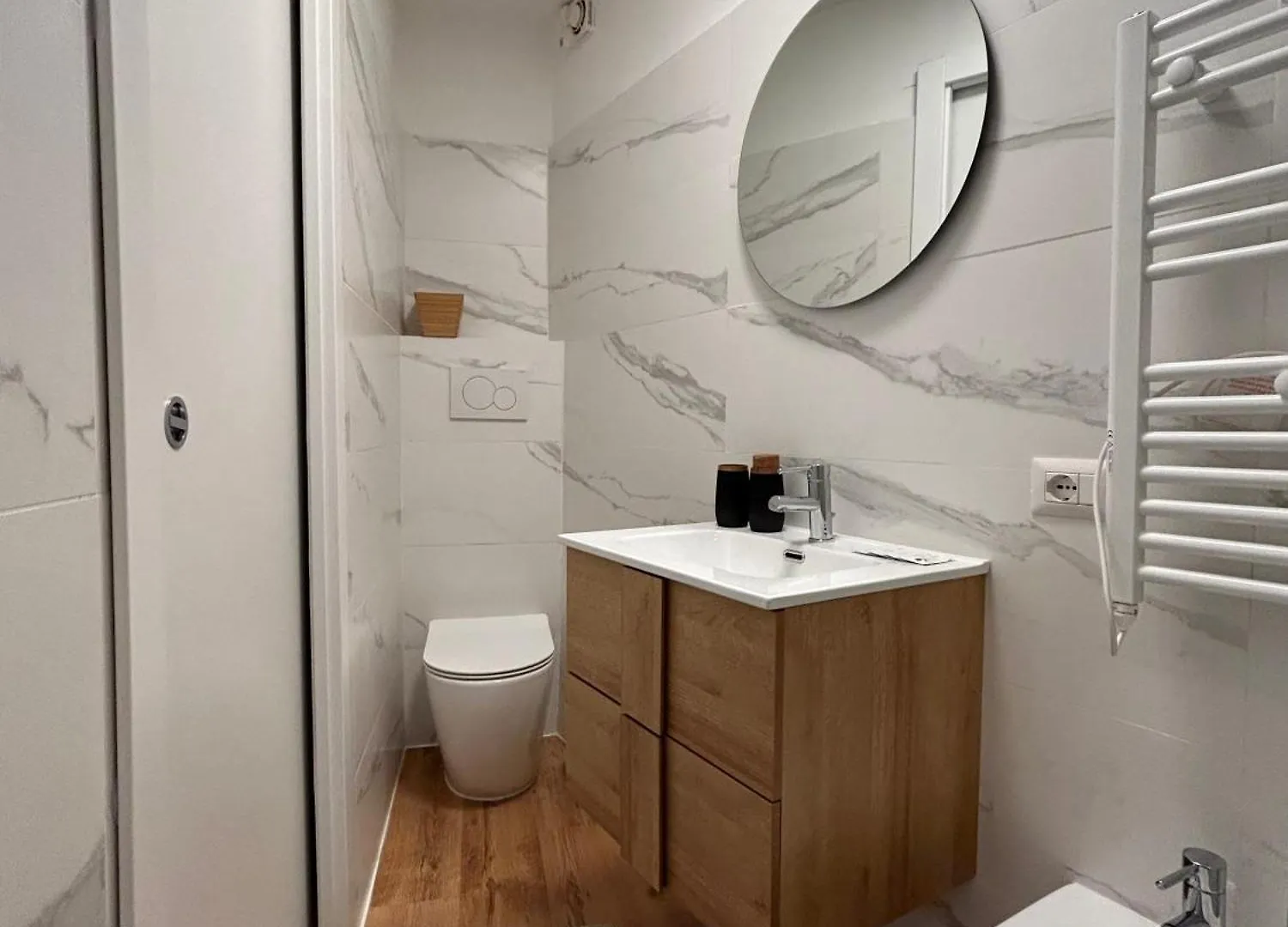 Apartment Elegante Bilocale, A Pochi Passi Dalla Metro Pasteur Milan